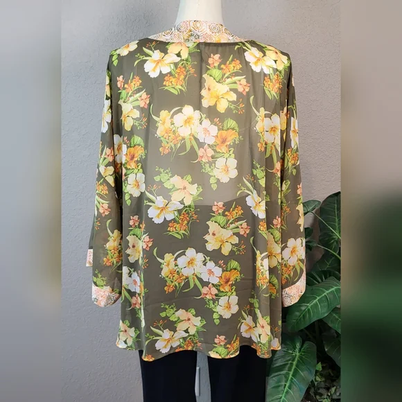 CATO Olive Green and Peach Floral Kimono - Plus Size 22/24W or 3X - Picture 3 of 10